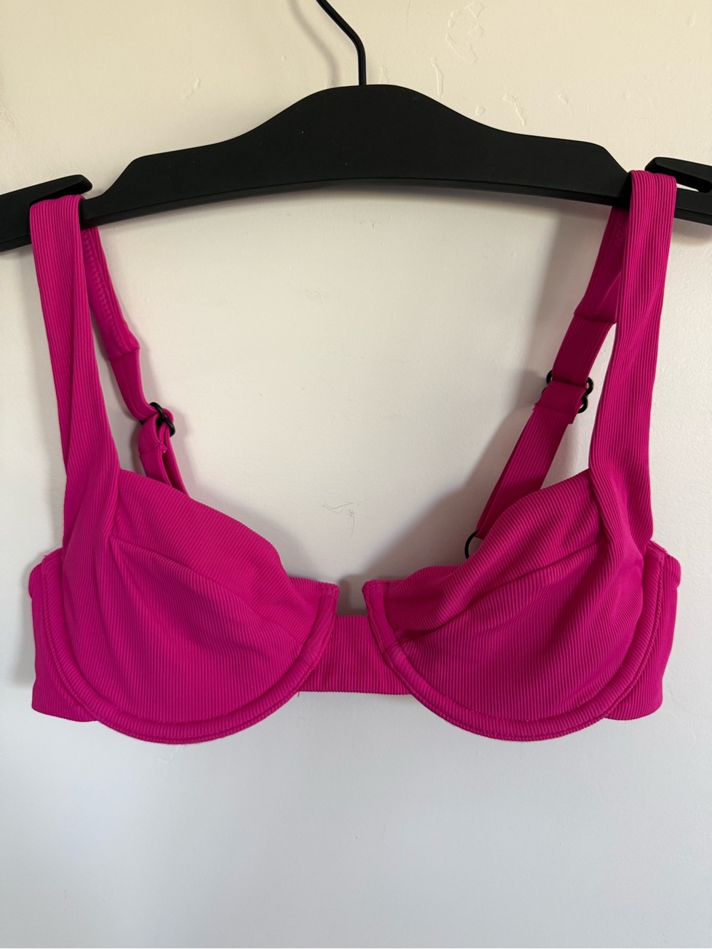 Vetchy Laguna Ribbed Bikini Top Size Small